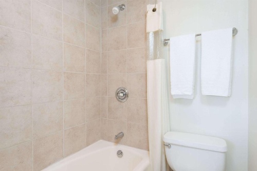 Days Inn by Wyndham Worland image 34