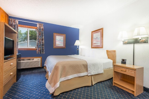 Days Inn by Wyndham Worland image 4